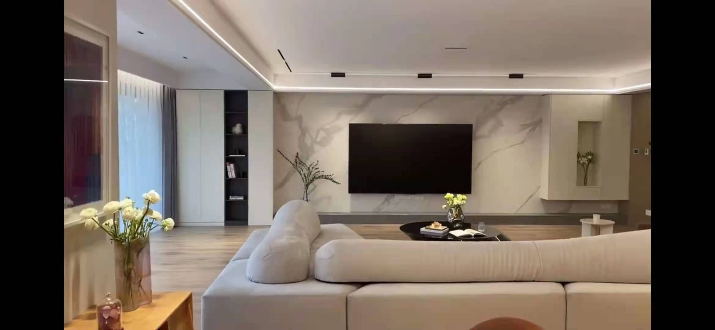 裝一個巖板電視背景墻需要多少錢？